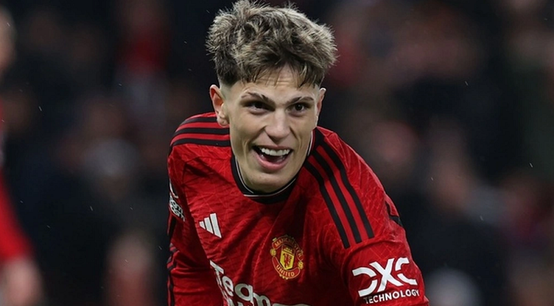 eden-hazard-dua-ra-loi-khuyen-cho-chelsea-ve-thuong-vu-voi-garnacho