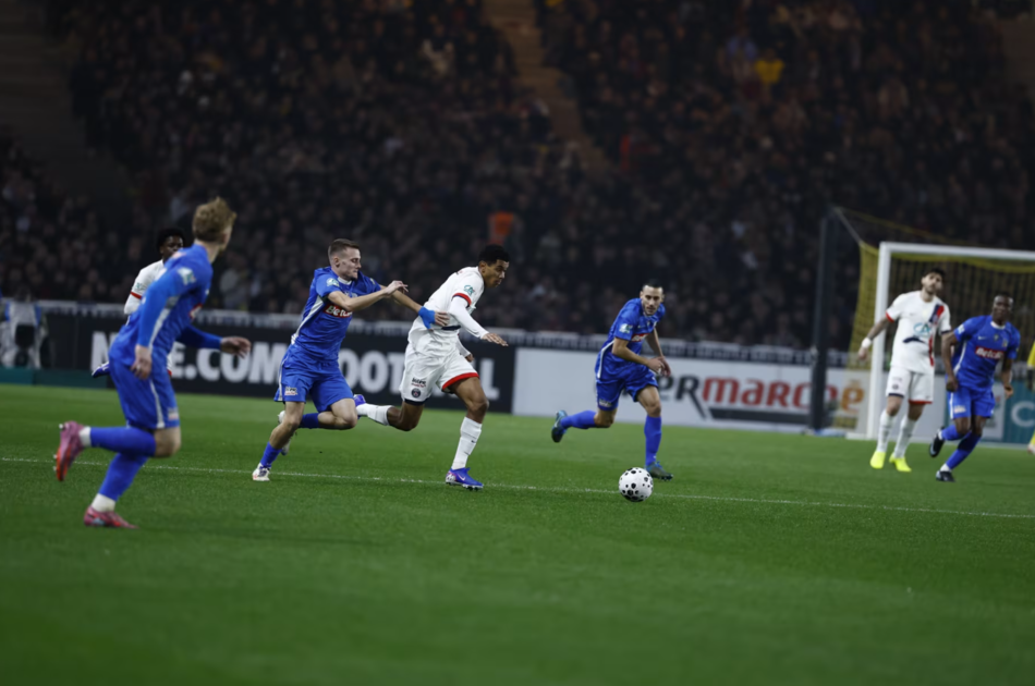 Vendée Fontenay Foot vs PSG (03:00 – 21/12) | Xem lại trận đấu